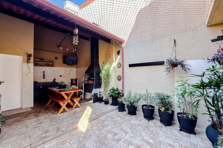 Casa para alugar com 180m², 3 quartos e sem vagaÁrea externa