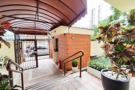 Apartamento à venda com 60m², 2 quartos e 1 vaga Apartamento à venda com 60m², 2 quartos e 1 vagaEntrada