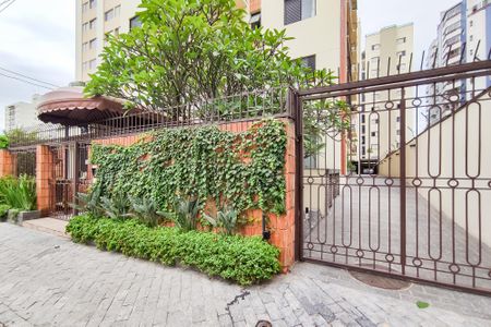 Apartamento à venda com 60m², 2 quartos e 1 vaga Apartamento à venda com 60m², 2 quartos e 1 vagaFachada