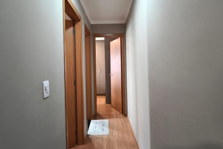 Corredor - Quartos de apartamento à venda com 2 quartos, 43m² em Vila São Bernardo, Campinas