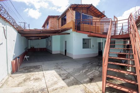 Casa à venda com 152m², 3 quartos e 4 vagasGaragem