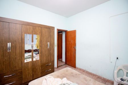 Casa à venda com 152m², 3 quartos e 4 vagasQuarto 2