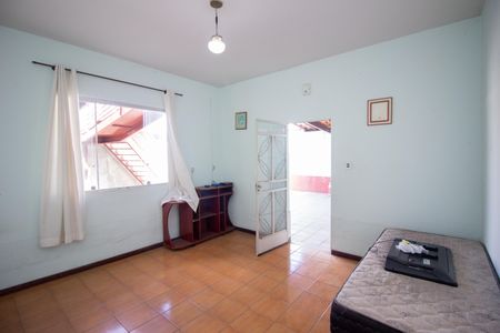 Sala de casa à venda com 3 quartos, 152m² em N Sra Carmo, Contagem