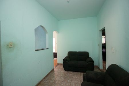 Sala de casa à venda com 3 quartos, 152m² em N Sra Carmo, Contagem