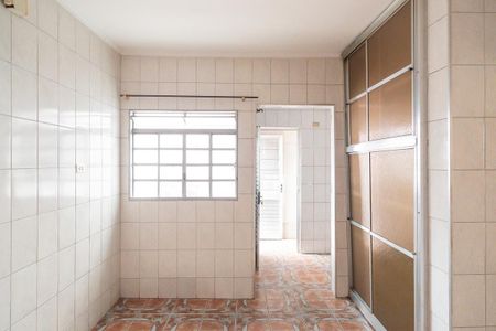 Casa à venda com 198m², 2 quartos e 2 vagasCozinha