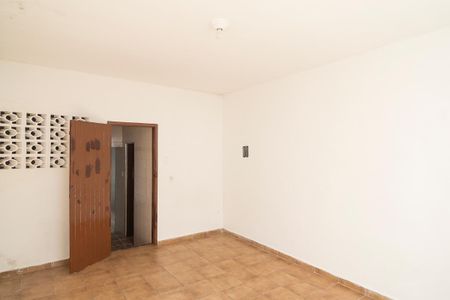 Casa à venda com 198m², 2 quartos e 2 vagasQuarto