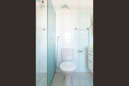 Casa à venda com 198m², 2 quartos e 2 vagasBanheiro da Suíte