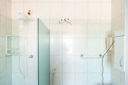 Casa à venda com 198m², 2 quartos e 2 vagasBanheiro da Suíte
