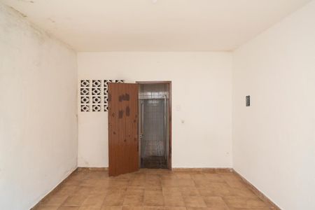 Casa à venda com 198m², 2 quartos e 2 vagasQuarto