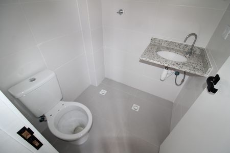Apartamento à venda com 42m², 2 quartos e 1 vagaBanheiro 2