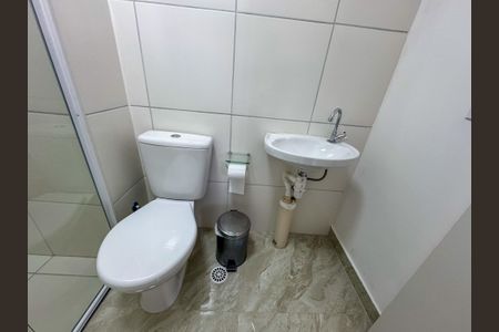 Apartamento para alugar com 37m², 2 quartos e sem vagaBanheiro