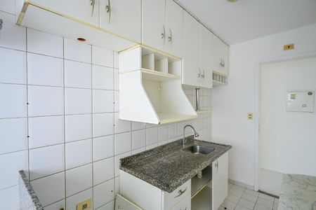 Apartamento à venda com 51m², 2 quartos e 1 vagaCozinha