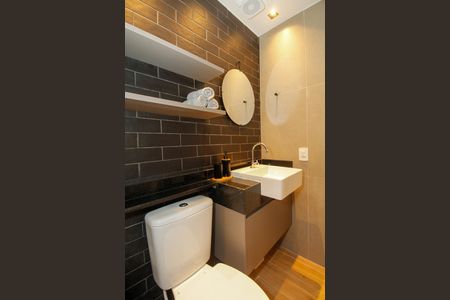 Studio à venda com 25m², 1 quarto e sem vaga Studio à venda com 25m², 1 quarto e sem vagaBanheiro