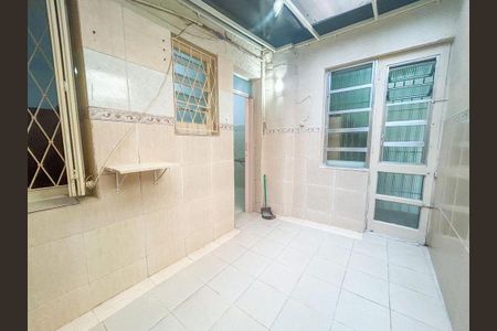 Apartamento para alugar com 46m², 2 quartos e sem vagaÁrea de serviço