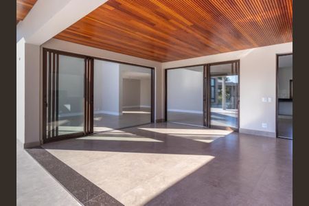 Casa de condomínio à venda com 509m², 4 quartos e 5 vagasFoto 21