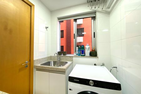 Apartamento à venda com 65m², 2 quartos e 2 vagasÁrea de Serviço