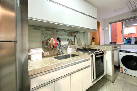 Apartamento à venda com 65m², 2 quartos e 2 vagasCozinha