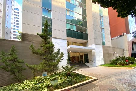 Apartamento à venda com 65m², 2 quartos e 2 vagasFachada