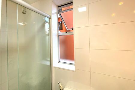 Apartamento à venda com 65m², 2 quartos e 2 vagasBanheiro da Suíte