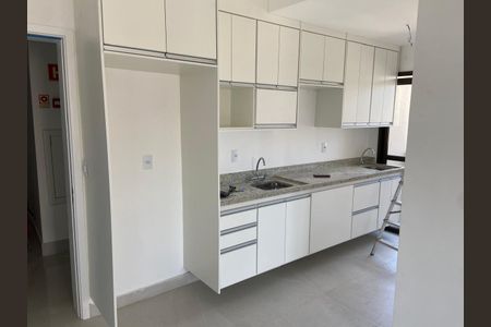 Apartamento à venda com 2 quartos, 55m² em Vila Sao Pedro, Santo André