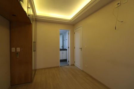 Apartamento à venda com 93m², 2 quartos e 2 vagasSuíte