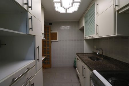 Apartamento à venda com 93m², 2 quartos e 2 vagasCozinha