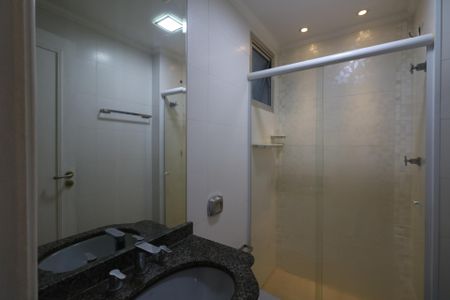 Apartamento à venda com 93m², 2 quartos e 2 vagasBanheiro