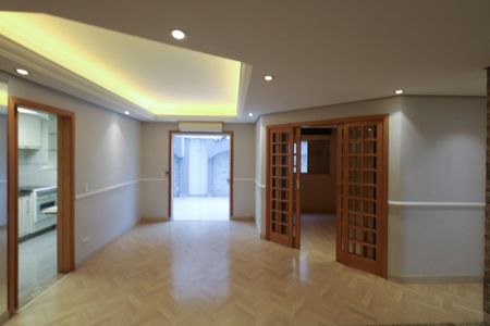 Apartamento à venda com 93m², 2 quartos e 2 vagasSala