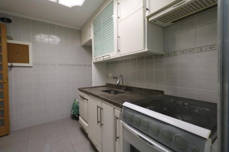 Apartamento à venda com 93m², 2 quartos e 2 vagasCozinha