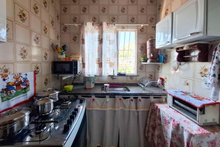 Casa à venda com 168m², 2 quartos e 2 vagas Casa à venda com 168m², 2 quartos e 2 vagasCozinha
