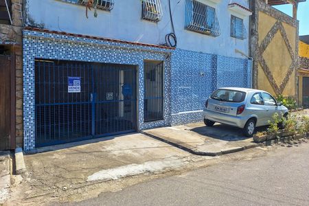 Casa à venda com 168m², 2 quartos e 2 vagas Casa à venda com 168m², 2 quartos e 2 vagasPlaca