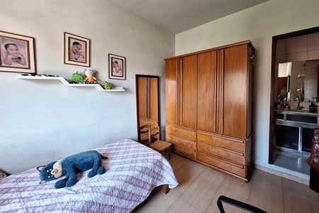 Casa à venda com 168m², 2 quartos e 2 vagas Casa à venda com 168m², 2 quartos e 2 vagasSuíte 1