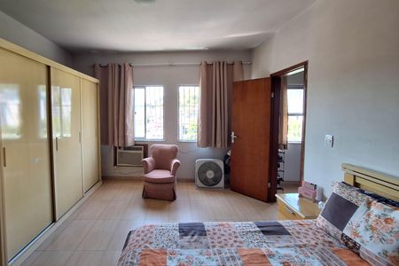 Casa à venda com 168m², 2 quartos e 2 vagas Casa à venda com 168m², 2 quartos e 2 vagasSuíte 2