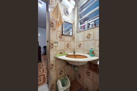 Casa à venda com 168m², 2 quartos e 2 vagas Casa à venda com 168m², 2 quartos e 2 vagasBanheiro 1