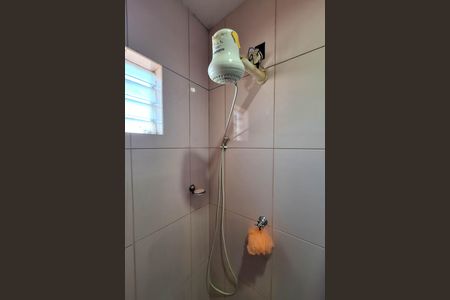 Casa à venda com 168m², 2 quartos e 2 vagas Casa à venda com 168m², 2 quartos e 2 vagasBanheiro da Suíte 1