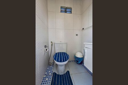 Casa à venda com 168m², 2 quartos e 2 vagas Casa à venda com 168m², 2 quartos e 2 vagasBanheiro de serviço