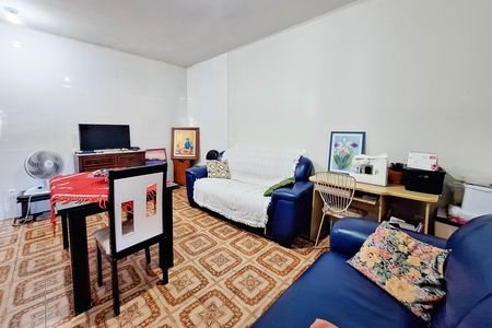 Casa à venda com 168m², 2 quartos e 2 vagas Casa à venda com 168m², 2 quartos e 2 vagasSala 2