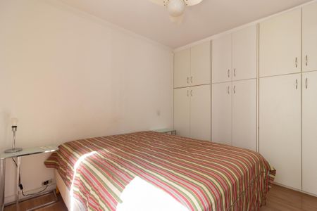 Apartamento à venda com 60m², 2 quartos e 2 vagasQuarto 2