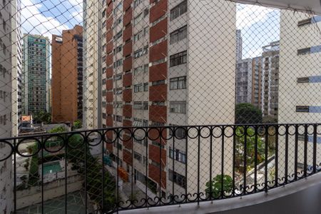 Apartamento à venda com 60m², 2 quartos e 2 vagasVaranda