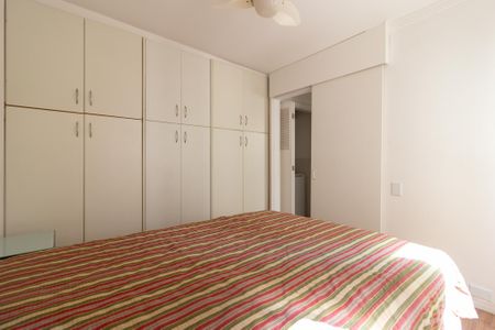 Apartamento à venda com 60m², 2 quartos e 2 vagasQuarto 2
