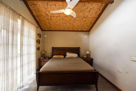 Casa à venda com 3 quartos, 300m² em Itaipu, Niterói