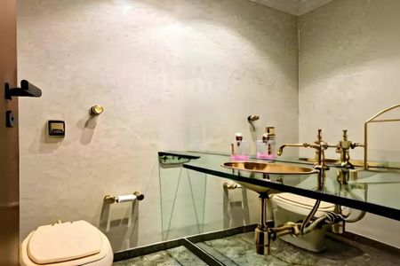 Casa à venda com 250m², 8 quartos e 5 vagas