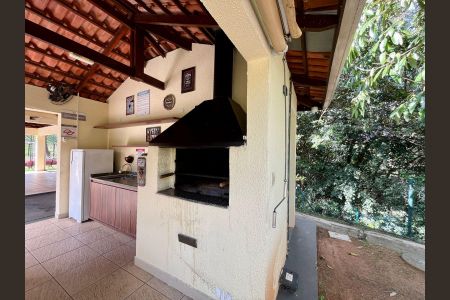 Apartamento para alugar com 45m², 2 quartos e 1 vagaÁrea comum - Churrasqueira