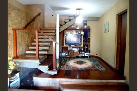 Casa à venda com 3 quartos, 480m² em Vila Dalila, São Paulo