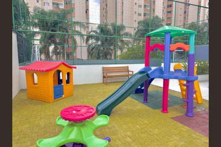 Apartamento para alugar com 46m², 2 quartos e 1 vaga Apartamento para alugar com 46m², 2 quartos e 1 vagaÁrea comum - Playground
