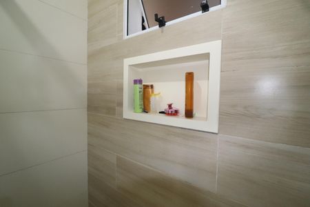 Casa à venda com 185m², 2 quartos e 2 vagasBanheiro