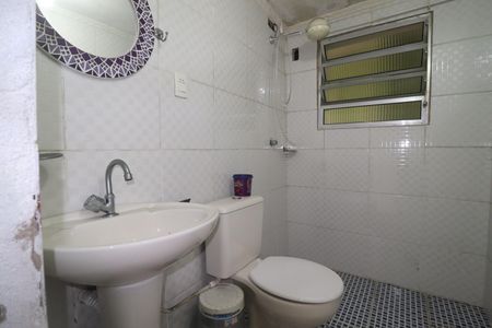 Casa à venda com 185m², 2 quartos e 2 vagasCasa 2 Banheiro