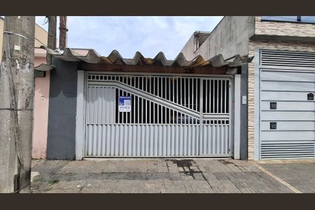 Casa à venda com 185m², 2 quartos e 2 vagasFachada