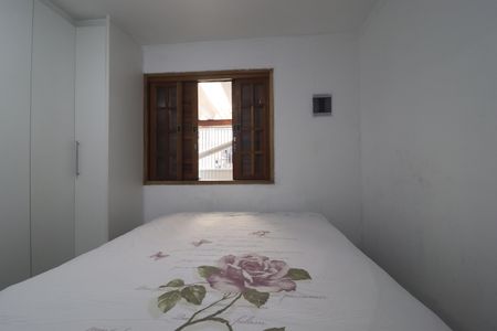 Casa à venda com 185m², 2 quartos e 2 vagasQuarto 1 suíte