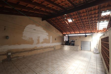 Casa à venda com 185m², 2 quartos e 2 vagasÁrea de Serviço